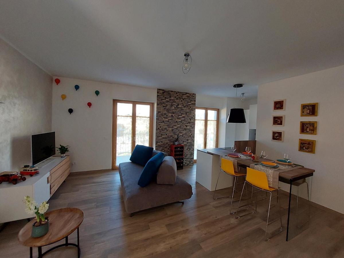 La Bougainville - Luxury Apartment Torbole Sul Garda Dış mekan fotoğraf