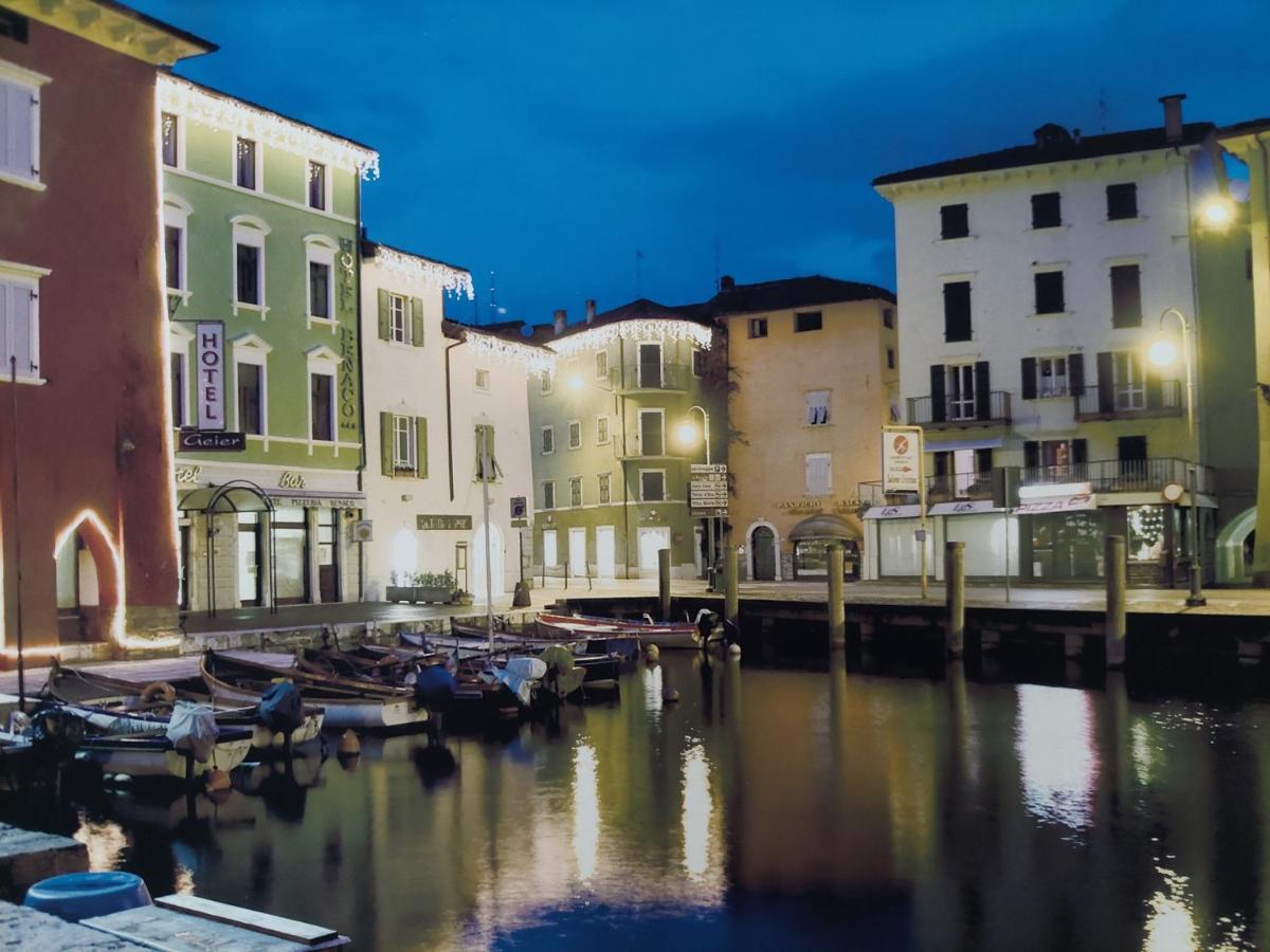 La Bougainville - Luxury Apartment Torbole Sul Garda Dış mekan fotoğraf